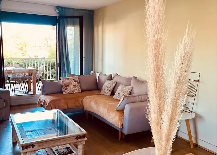 Le Marine 4 Apartment *